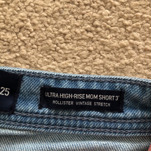 🌟 Hollister Mom Shorts 🌟 - Picture 5 of 5
